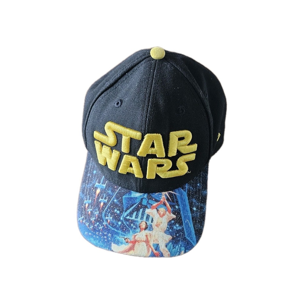 Star Wars Flat Brim Snap Back Hat. New Era Original Fit 9Fifty Brand Lucasfilm